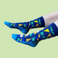 Made of Many – Bambussocke – Blau, mehrfarbig